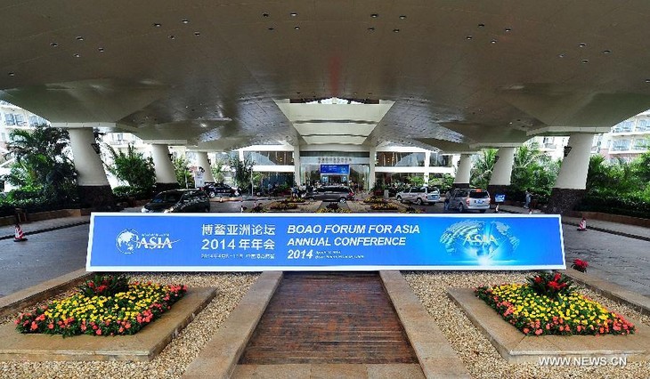 2014 Boao Forum: slower growth pressurizes emerging economies  - ảnh 1